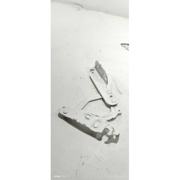 Dobradiça Direita Do Capô Ford New Fiesta 2011/2019