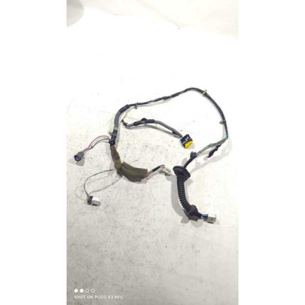 Chicote Porta Traseira Esquerda Nissan Tiida 2008 