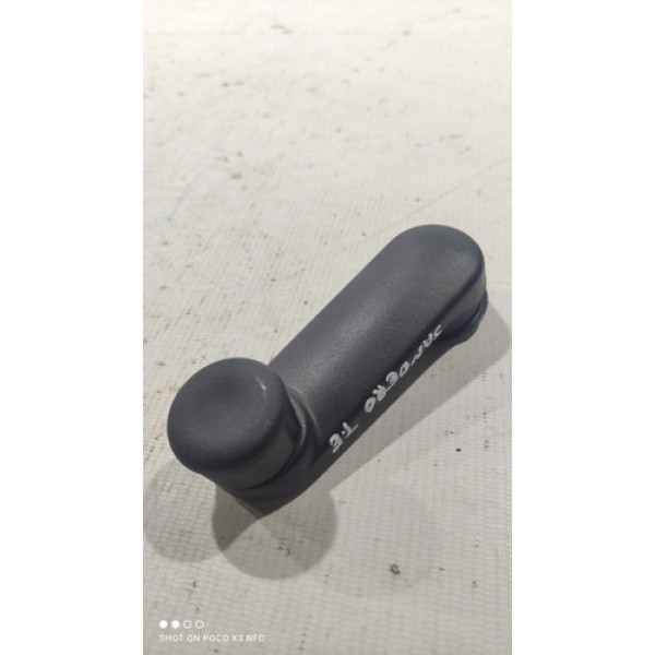 Manivela Vidro Traseiro Esquerdo Renault Sandero 2016  Preto