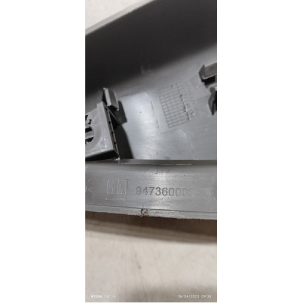 Moldura Acabamento Superior Porta Traseira Direito Spin 2014