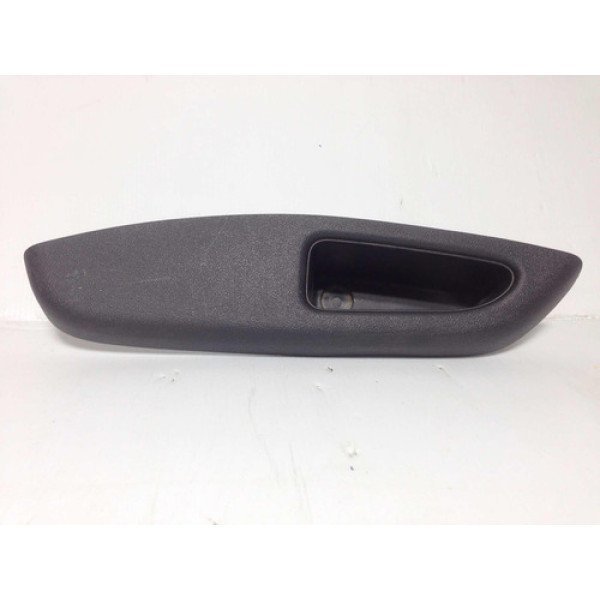 Puxador Porta Traseira Esquerda Nissan March 2012