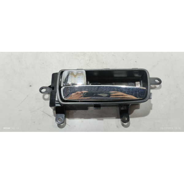 Maçaneta Interna Dianteira Esquerda Nissan Sentra 2.0 2008 Dianteira