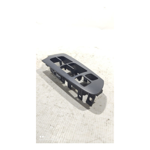 Moldura Botão Vidro Elétrico Kia Cerato 2010 201005748 