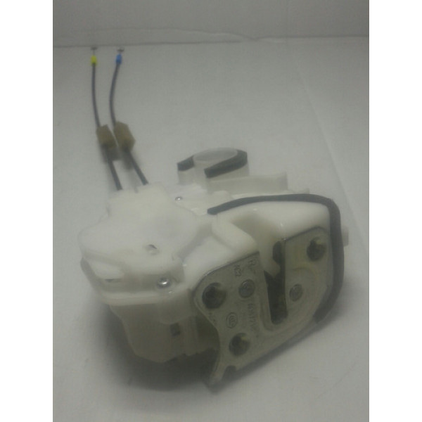 Fechadura Porta Dianteira Direita Mitsubishi Outlander 2014r