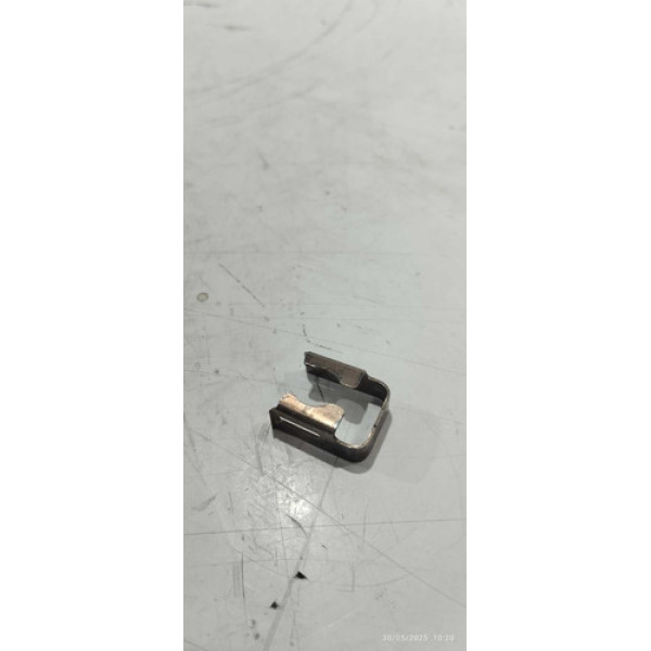 Trava Do Bico Injetor Honda Fit 1.5 2004/2008