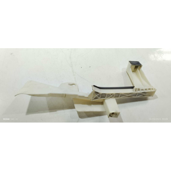 Guia Canaleta Vidro Dianteiro Esquerdo Citroën C5 2004