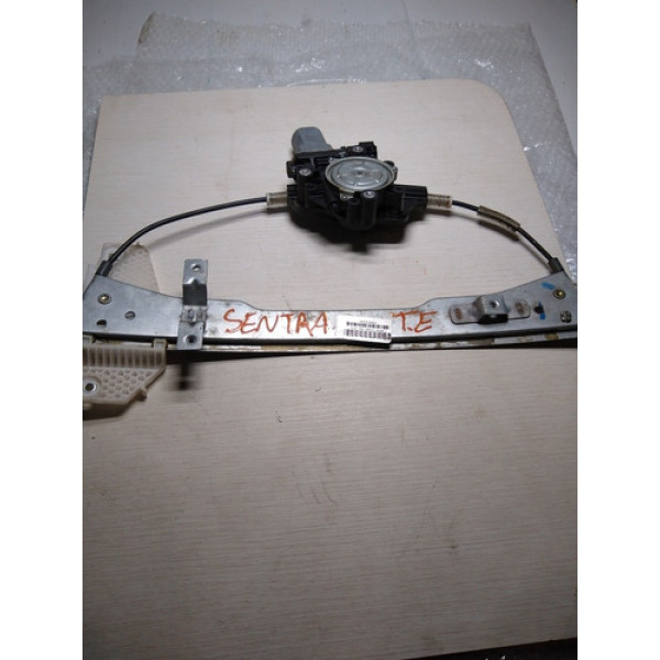 Máquina De Vidro Traseira Esquerdo Nissan Sentra 2008/2012