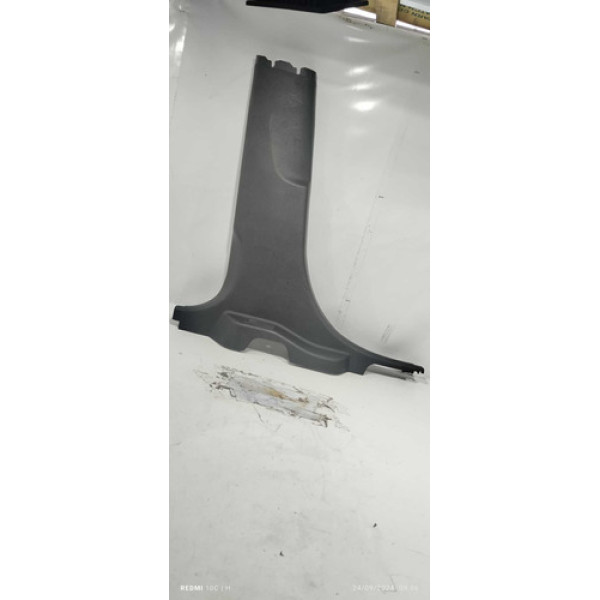 Soleira Esquerda Da Coluna  Chevrolet Tracker 2021 Preto