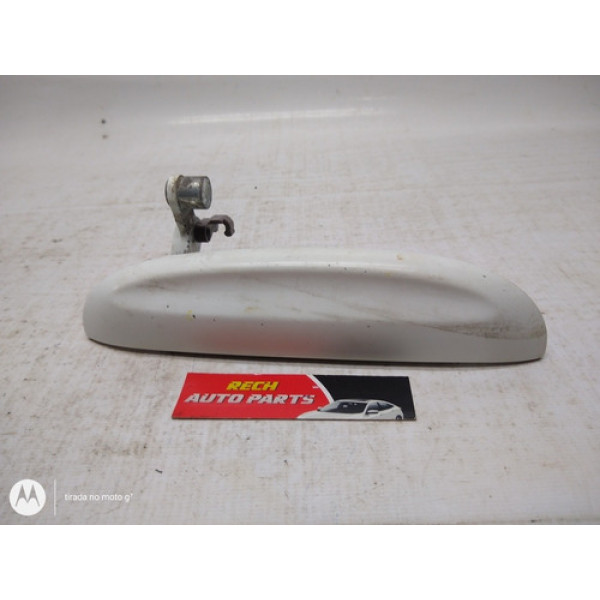 Maçaneta Dianteira Direita Toyota Etios  Requer Pintura