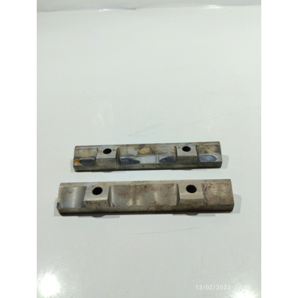 Estribo Suporte Do Cabeçote Volkswagen Tiguan Jetta 2012