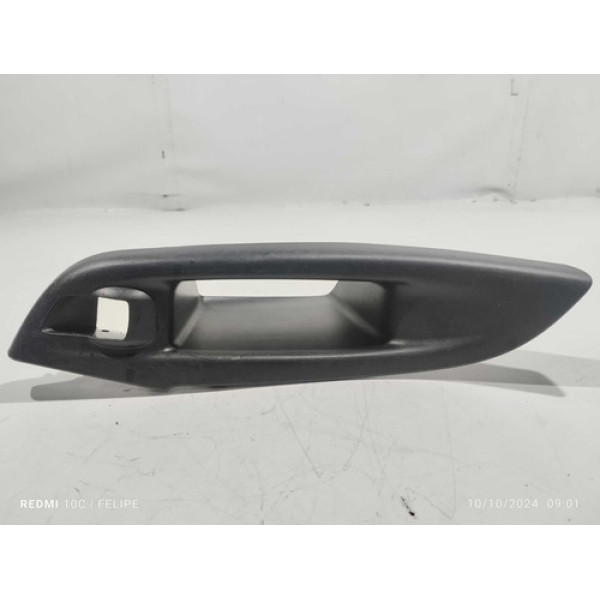 Acabamento Traseiro Esquerdo Botão Vidro Ford Focus 2016