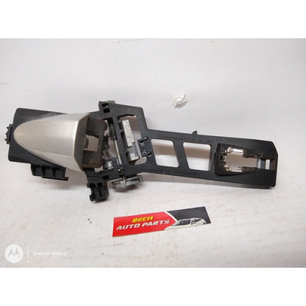 Suporte Maçaneta Traseira Esquerda Ford Ecosport 2015