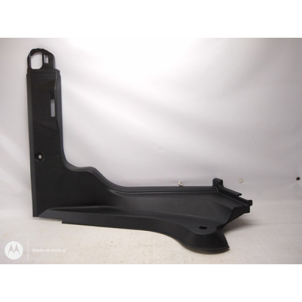 Moldura Acabamento Banco Traseiro Nissan Sentra Lado Direito