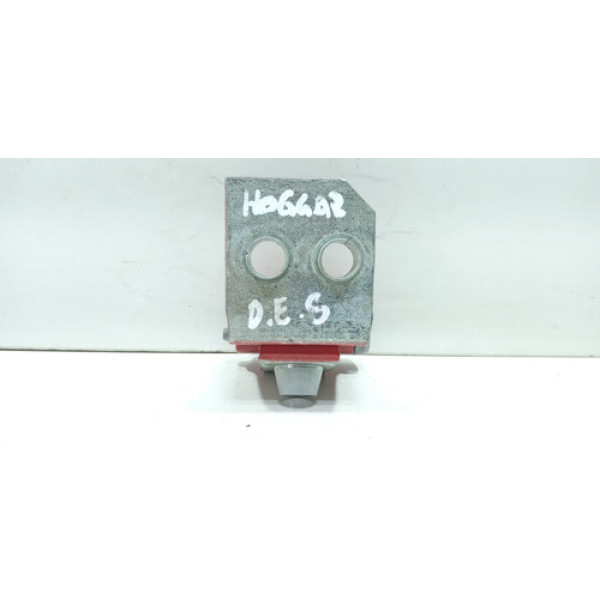 Dobradiça Porta Dianteira Esquerda Superior Peugeot Hoggar 