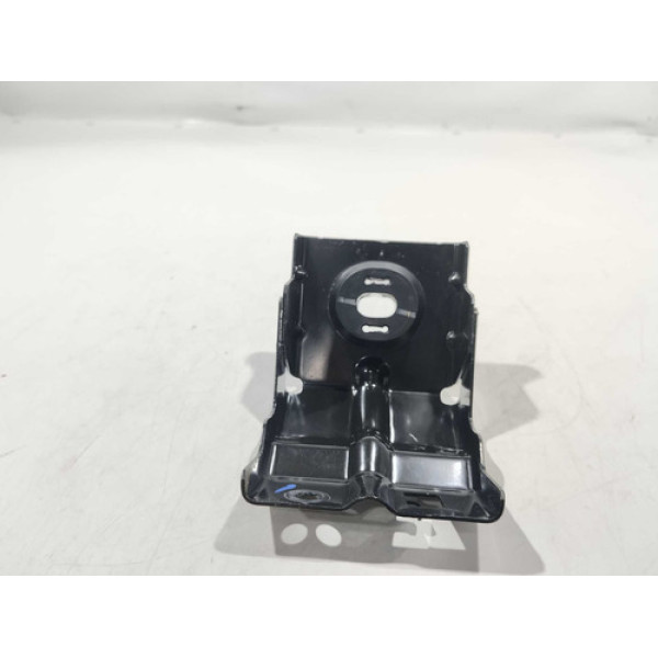 Suporte Inferior Radiador Fiat Toro 2.0 Atd4 Diesel 2021 Branco