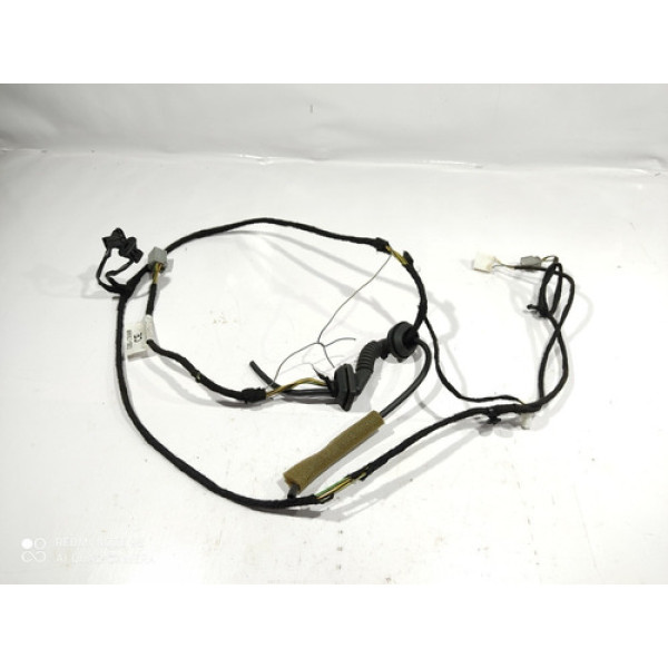 Chicote Tampa Traseira Ka Hatch 2015(requer Solda De Um Fio)