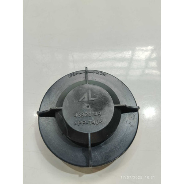Tampa Do Farol Peugeot Hoggar 1.4 Flex  2012 (43920749)