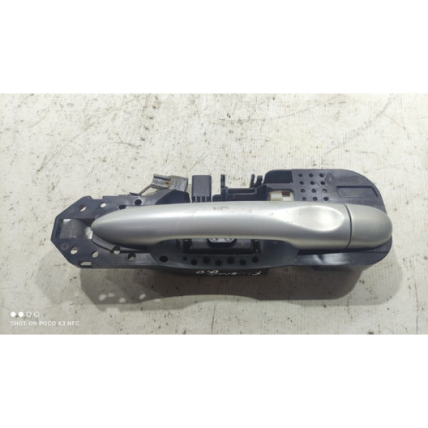 Maçaneta Externa Dianteira Direita Renault Fluence 2012  Prateado