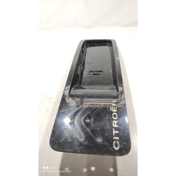 Aplique Tampa Traseira Suporte Luz Placa Aircross 2011 2015