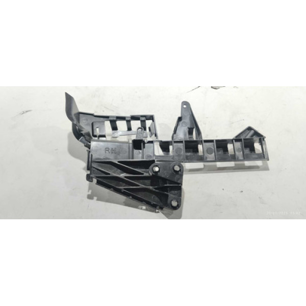 Guia Vidro Suporte Fechadura Traseira Direita For Focus 2013 Preto