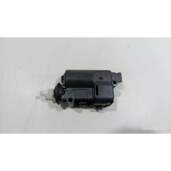 Motor Trava Abertura Portinhola Chevrolet Onix 1.0 Lt 2016 Preto