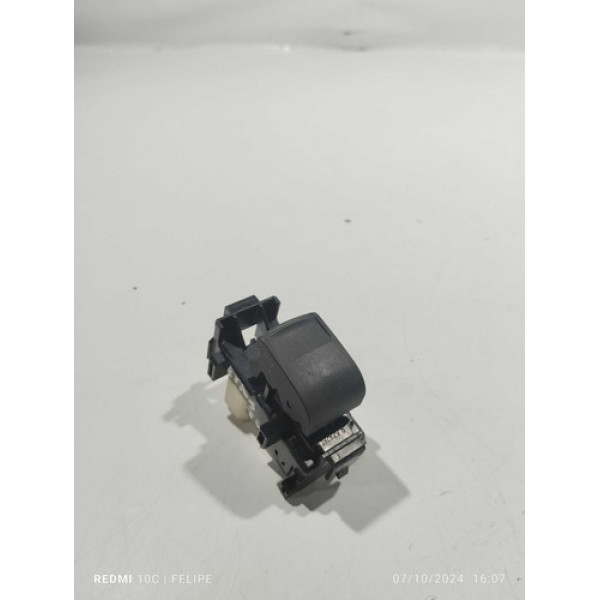 Botão Do Vidro Elétrico Traseiro Esquerdo Toyota Etios 2015