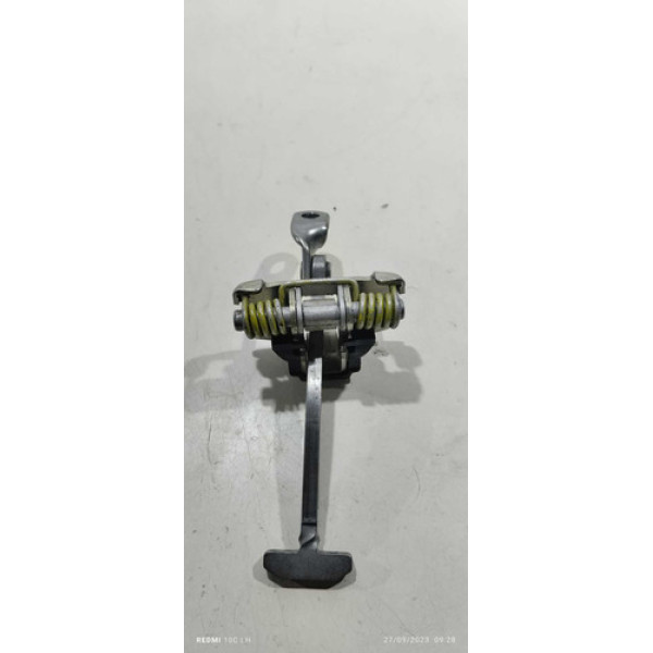 Limitador De Porta Dianteira Direita Renault Symbol 2010