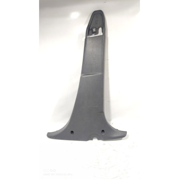 Acabamento Coluna Lado Direito Renault Sandero 2008-2013