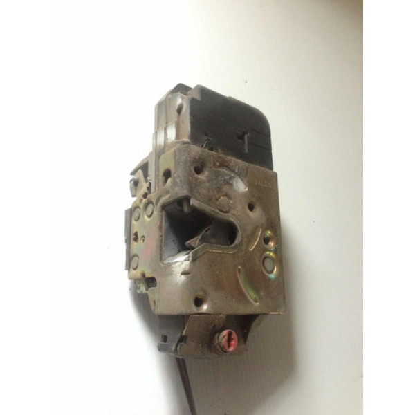 Fechadura Dianteira Esquerda Peugeot 206 Modelo 2006 R