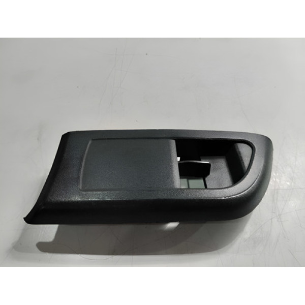 Moldura Do Botão Vidro Dianteiro Esquerdo Chevrol Onix 2016