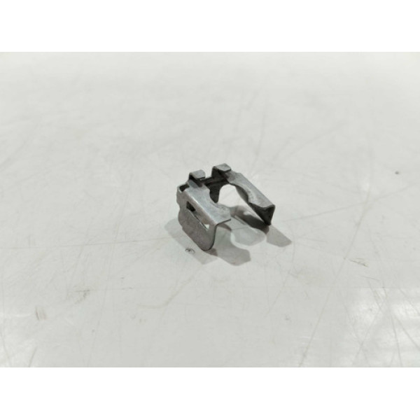 Trava Do Bico Injetor Peugeot Hoggar 1.4 Flex  2012 207 206 12