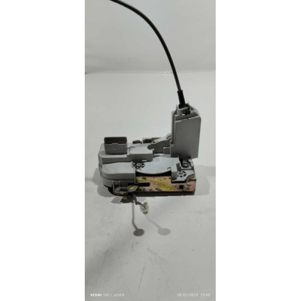 Fechadura Porta Dianteira Direita Peugeot 307 2008/2011