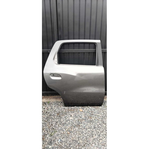 Porta Traseira Direita Chevrolet Spin 2013 Traseira Direita Prata