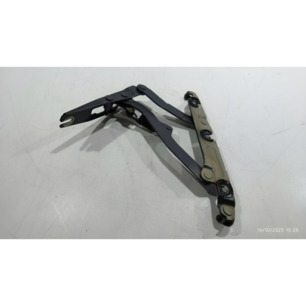 Dobradiça Direita Tampa Traseira Volks Jetta 2.5 Aut 2009