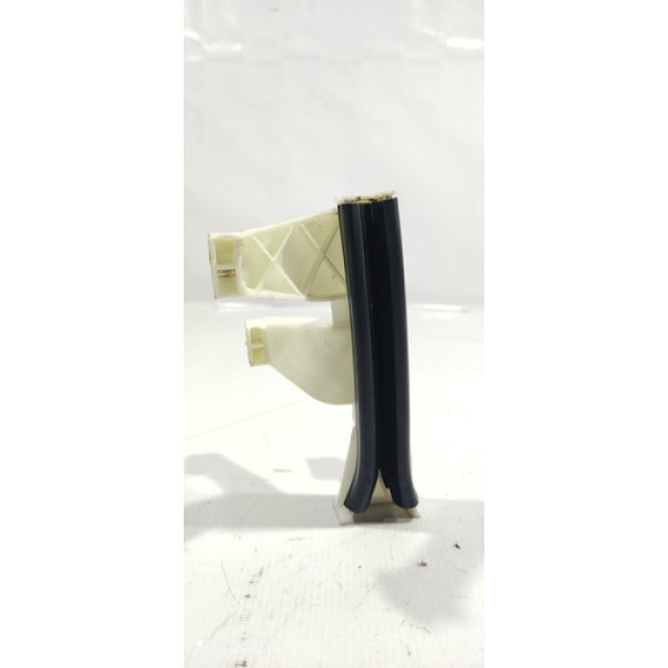 Guia Do Vidro Traseiro Direito Citroen C3 08 (cx17)