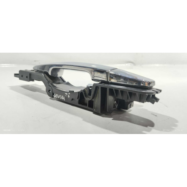 Maçaneta Externa Traseira Esquerda Nissan Sentra 2015 Traseira