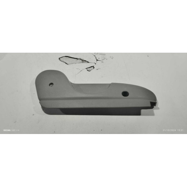 Acabamento Do Banco Dianteiro Direito Chery Qq 1.1 2012 Branco