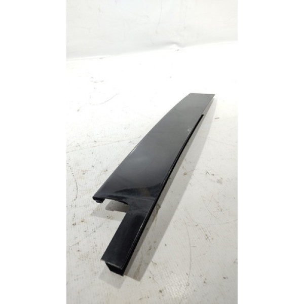 Moldura Coluna Porta Traseira Esquerda Renault Fluence 2012