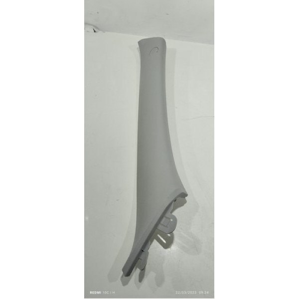 Acabamento Coluna Parabrisa Lado Direito Hyundai I30 2012 Branco