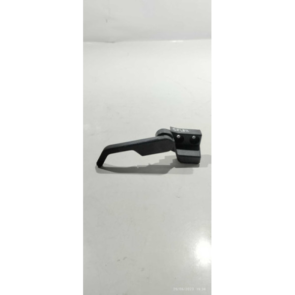 Alavanca De Abertura Do Capô Chery Celer 1.5 2013 2015