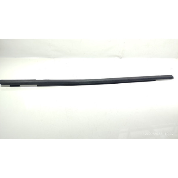 Pestana Externa Traseira Direita Chevrolet Onix 2017 Hatch 