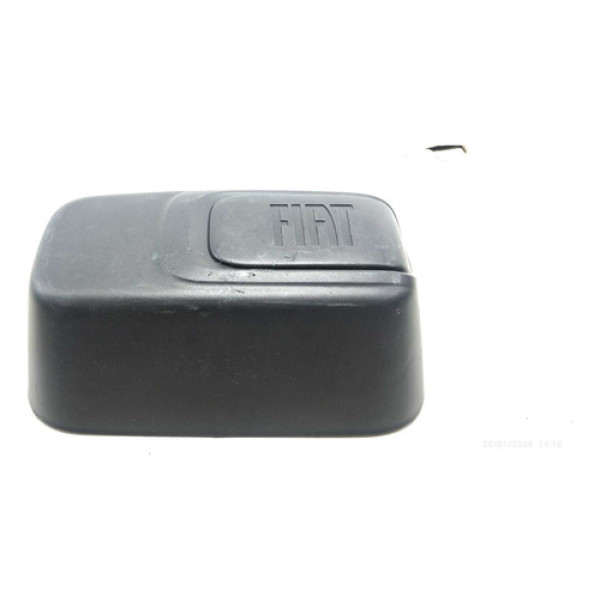 Capa Do Motor Limpador Traseiro Fiat Mobi 2023 (arranhada)