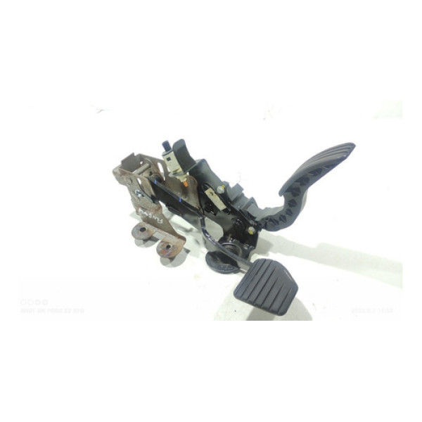 Suporte Pedal Acelerador - Freio Renault Fluence 2.0 2012 R