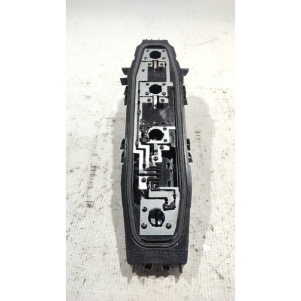 Circuito Lanterna Traseira Direita C3 2011(ver Detalhe) Direito/passageiro Vermelho