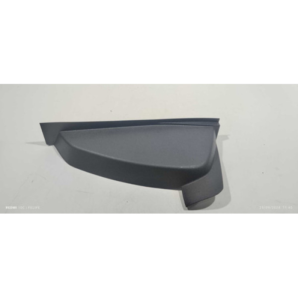 Acabamento Moldura Esquerda Do Painel Chevrolet Tracker 2021