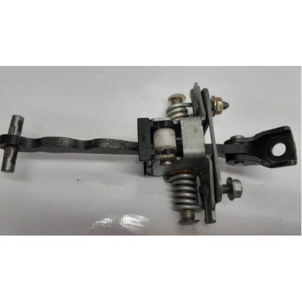 Limitador Porta Traseira Esquerda C4 Lounge Ds4 2015 Ao 18