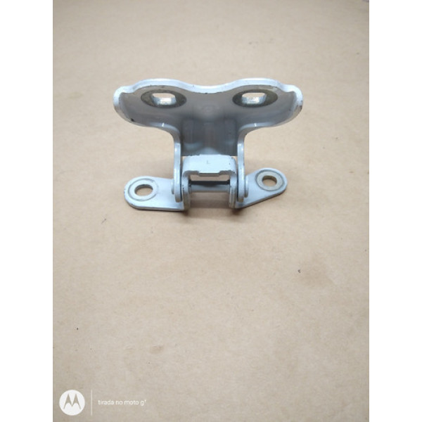 Dobradiça Dianteira Direita Inferior Ôni Tracker Ltz 2014 16