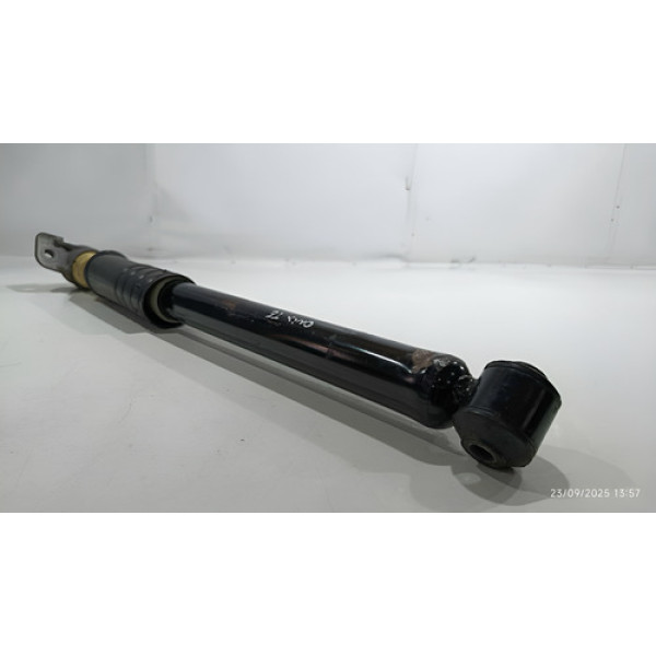 Suporte Do Amortecedor Traseiro Esq/direi Chevrol Onix 2016