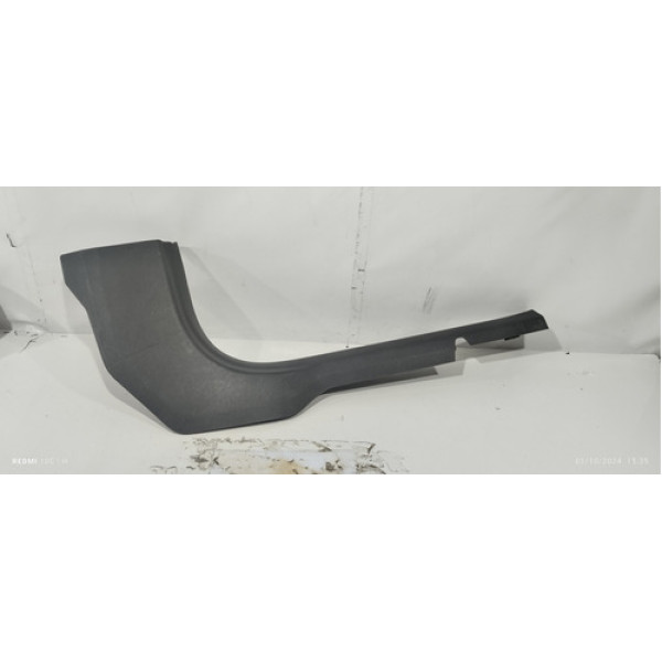 Soleira De Porta Dianteira Direita Chevrolet Onix 2017 Preto