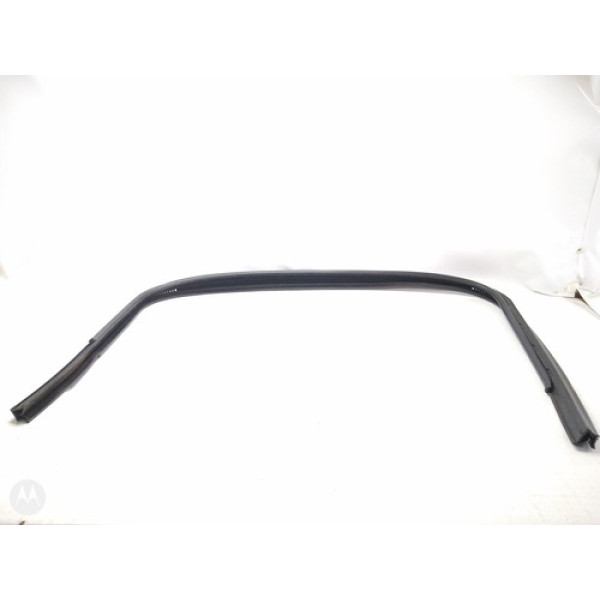 Borracha De Porta Guarnição Dianteir Direita Gran Siena 2017